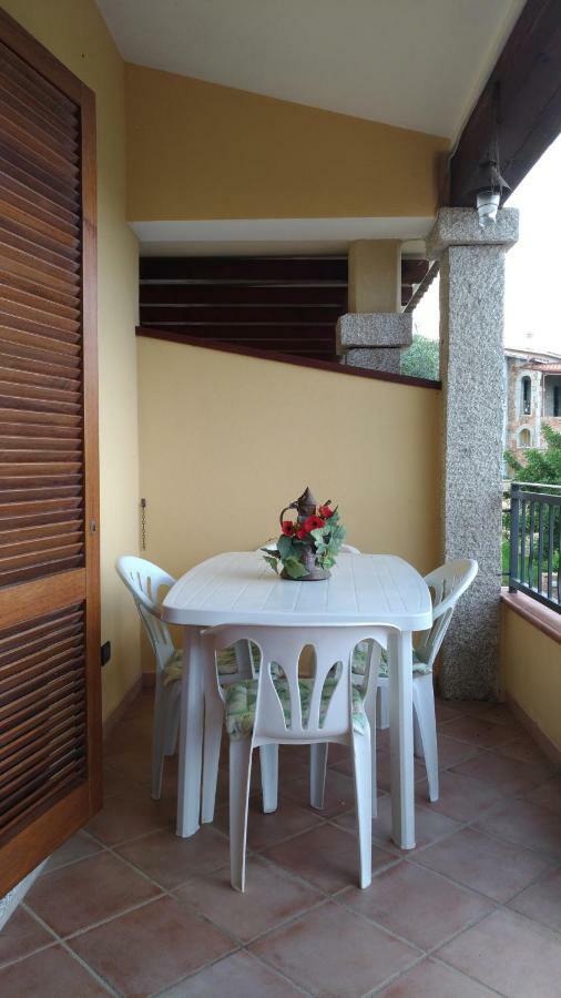Villa Muriscuvò Budoni Exterior foto
